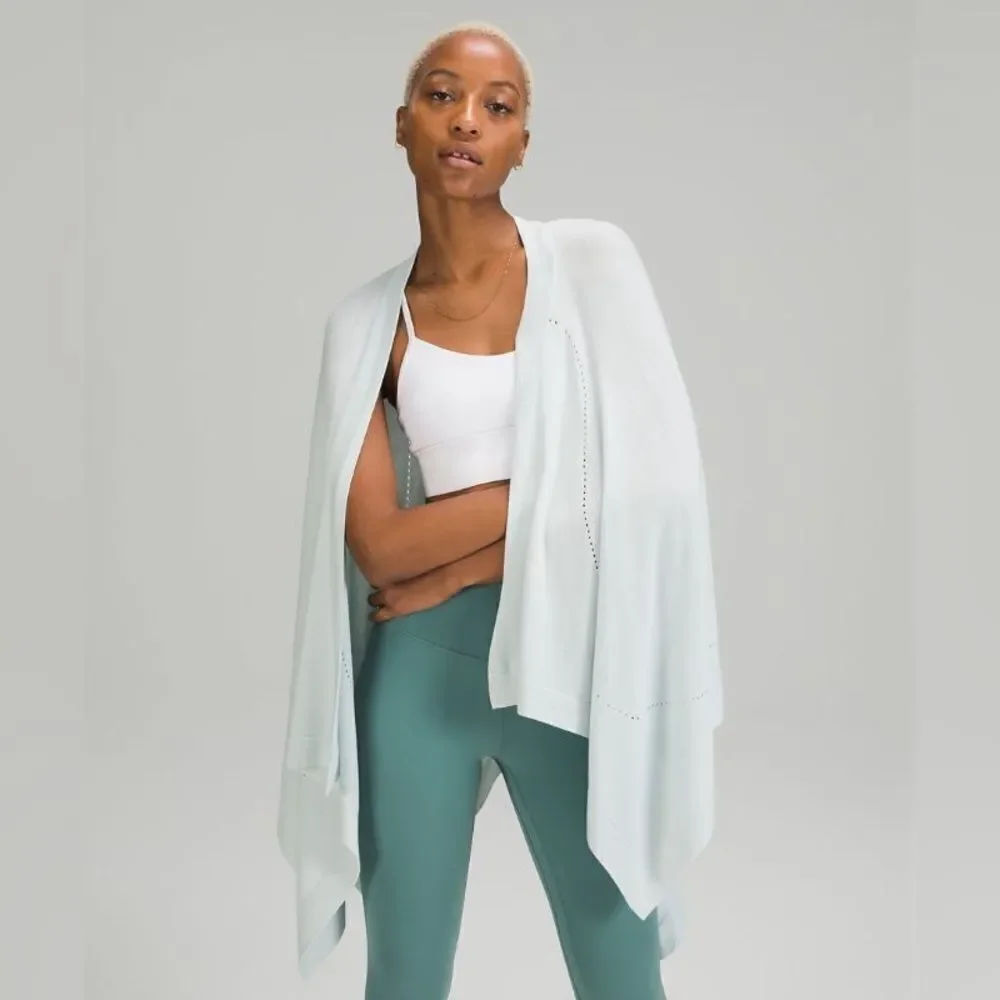 LULULEMON Open Mind Wrap